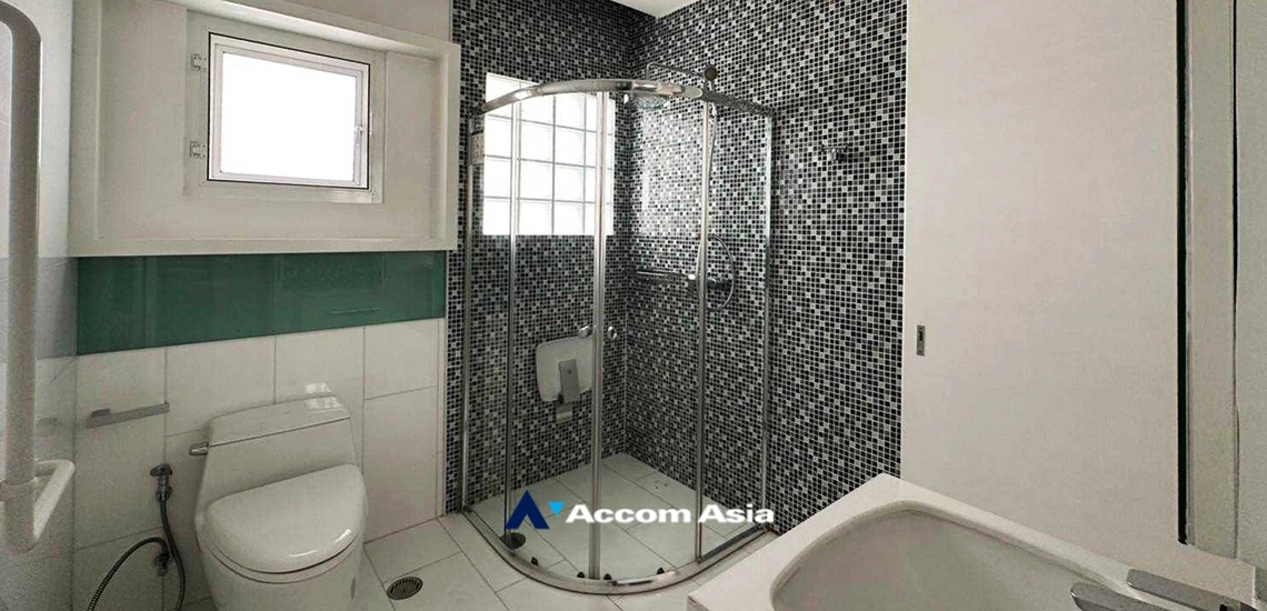 9  3 br Condominium For Rent in Ploenchit ,Bangkok BTS Chitlom at Tonson Court AA32441