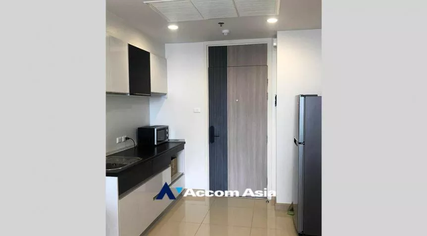 unit 1 Bedroom  Condominium For Sale in Sathorn, Bangkok  near BRT Thanon Chan (AA32462)