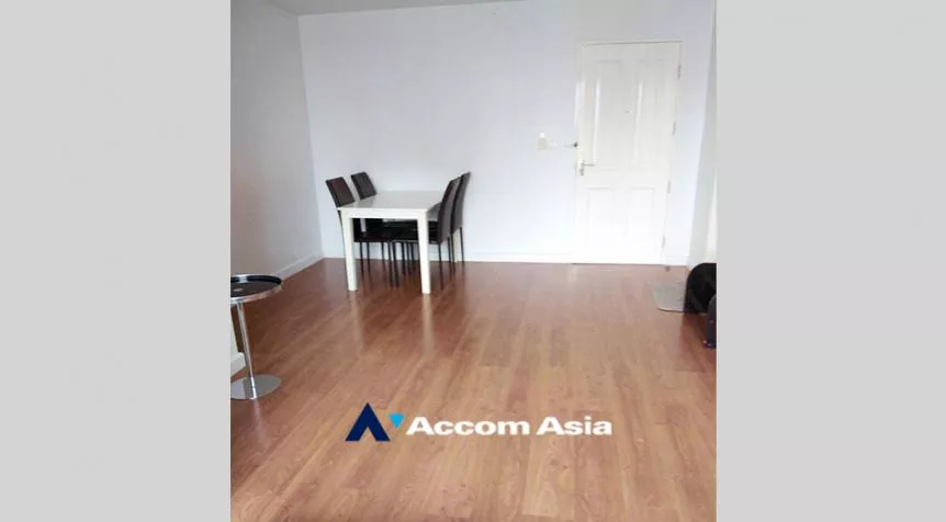  1 Bedroom  Condominium For Rent & Sale in Sathorn, Bangkok  near BRT Thanon Chan (AA32464)