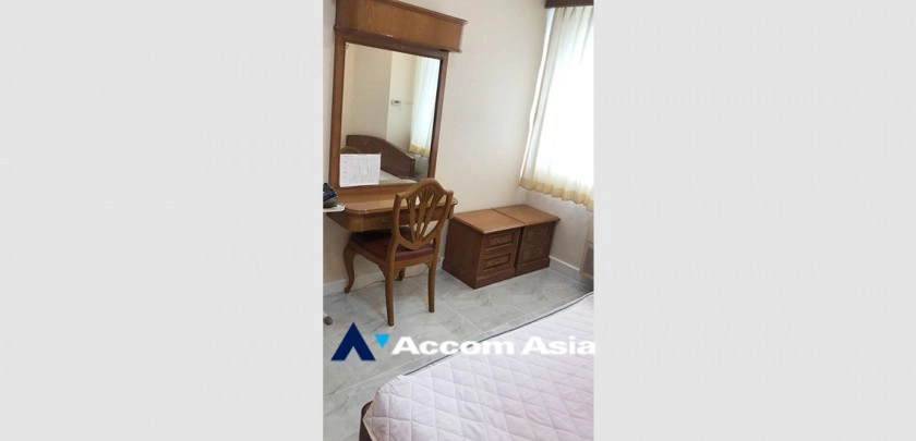 unit 3 Bedrooms  Condominium For Rent in Sukhumvit, Bangkok  near BTS Phrom Phong (AA32465)