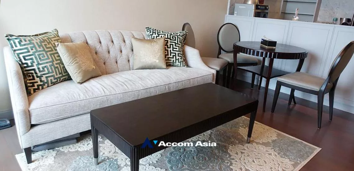 unitOriental Residence Bangkok Condominium