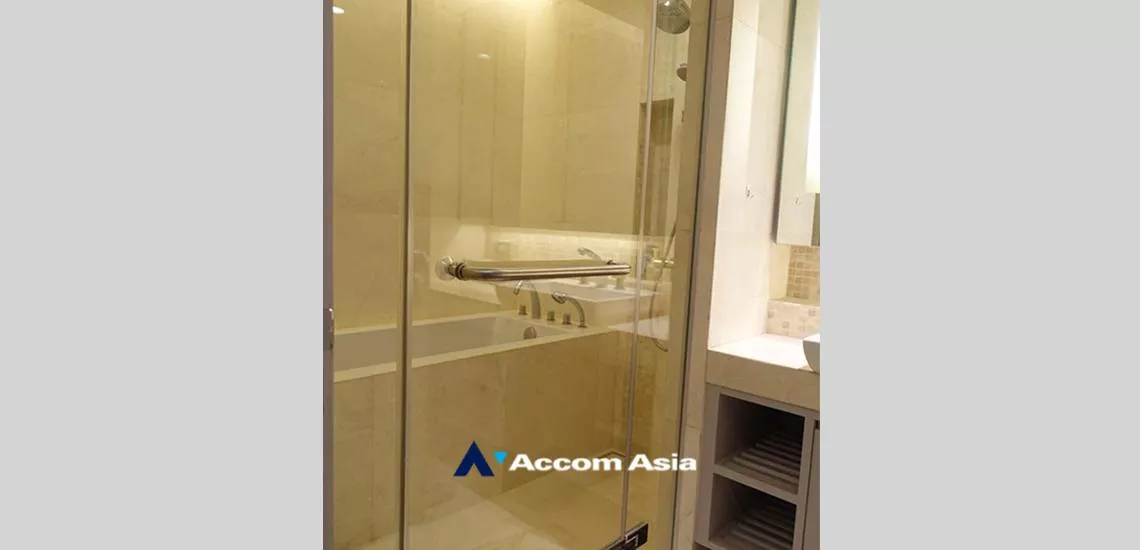 6  1 br Condominium For Sale in Ploenchit ,Bangkok BTS Ploenchit at Oriental Residence Bangkok AA32469