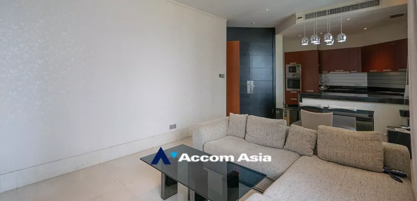 unit 2 Bedrooms  Condominium For Rent in Silom, Bangkok  near BTS Chong Nonsi - BRT Arkhan Songkhro (AA32476)
