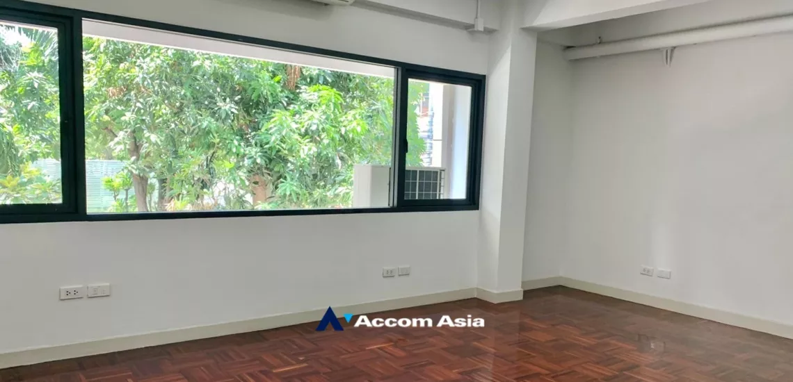  Office space For Rent in Sukhumvit, Bangkok  near BTS Asok - MRT Sukhumvit (AA32478)