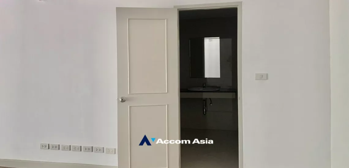  1  Office Space For Rent in Sukhumvit ,Bangkok BTS Asok - MRT Sukhumvit at Asoke Court AA32479