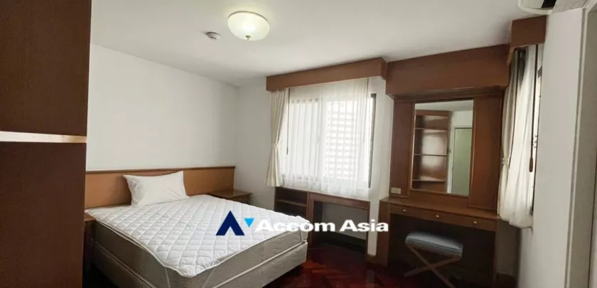 5  3 br Apartment For Rent in Sukhumvit ,Bangkok BTS Nana at Comfort high rise AA32481