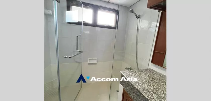 10  3 br Apartment For Rent in Sukhumvit ,Bangkok BTS Nana at Comfort high rise AA32481