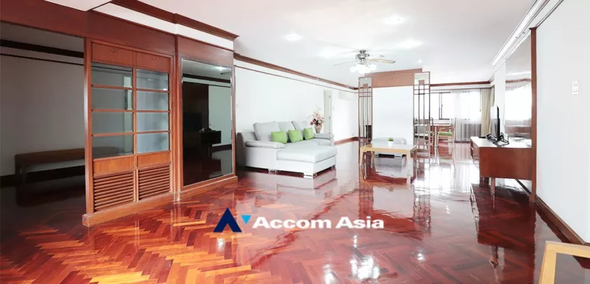 12  3 br Apartment For Rent in Sukhumvit ,Bangkok BTS Nana at Comfort high rise AA32481