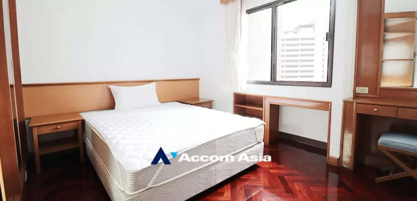 25  3 br Apartment For Rent in Sukhumvit ,Bangkok BTS Nana at Comfort high rise AA32481