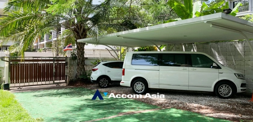  1  3 br House For Sale in Sukhumvit ,Bangkok BTS Ekkamai AA32483