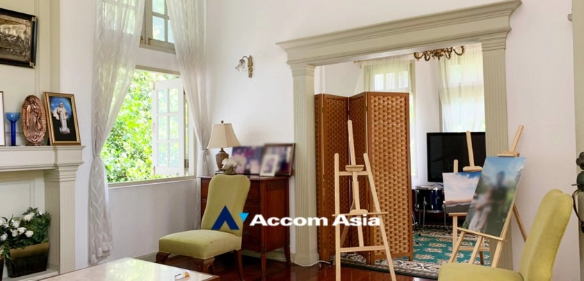 8  3 br House For Sale in Sukhumvit ,Bangkok BTS Ekkamai AA32483