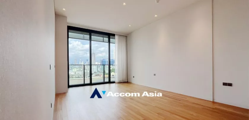 11  2 br Condominium For Sale in Charoen Nakhon ,Bangkok BTS Krung Thon Buri at Banyan Tree Residences Riverside AA32489