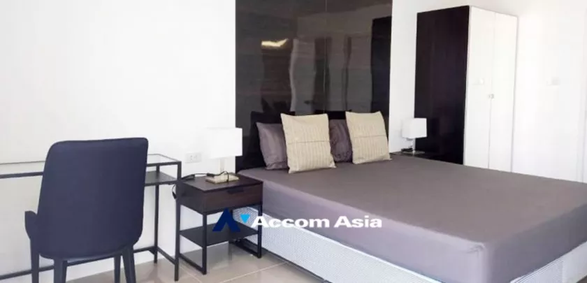 unit 2 Bedrooms  Condominium For Rent in Sukhumvit, Bangkok  near BTS Phrom Phong (AA32496)