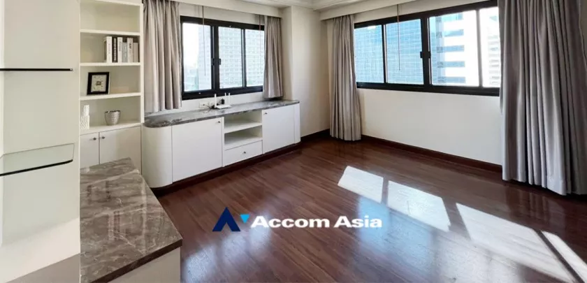 8  3 br Apartment For Rent in Sukhumvit ,Bangkok BTS Asok - MRT Sukhumvit at Comfortable for Living AA32498