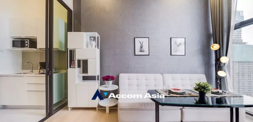 5  1 br Condominium For Sale in Phaholyothin ,Bangkok MRT Rama 9 - ARL Makkasan at Chewathai Residence Asoke AA32503