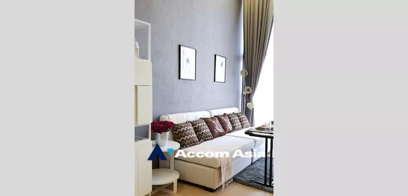 8  1 br Condominium For Sale in Phaholyothin ,Bangkok MRT Rama 9 - ARL Makkasan at Chewathai Residence Asoke AA32503