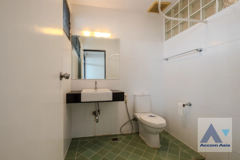 18  3 br House For Rent in New Phetchaburi ,Bangkok MRT Phetchaburi AA32506