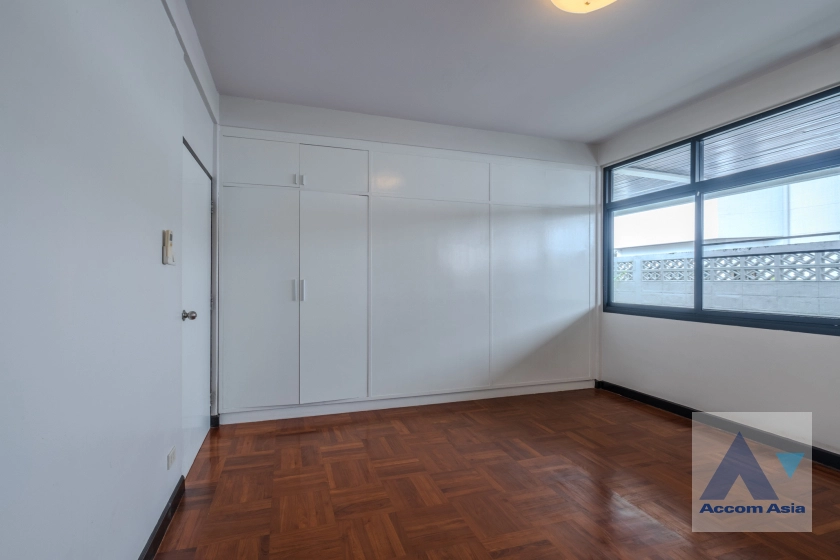 17  3 br House For Rent in New Phetchaburi ,Bangkok MRT Phetchaburi AA32506