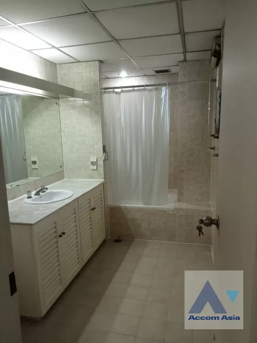 11  3 br Apartment For Rent in Sukhumvit ,Bangkok BTS Phrom Phong at Suite For Family AA32515