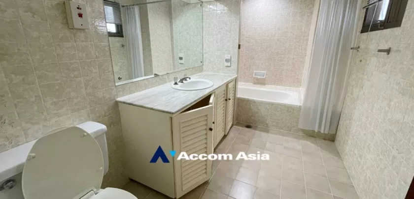 8  3 br Apartment for rent and sale in Sukhumvit ,Bangkok BTS Phrom Phong at Suite For Family AA32516