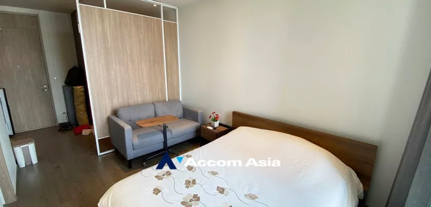 1 Bedroom  Condominium For Sale in Sukhumvit, Bangkok  near BTS Phrom Phong (AA32540)