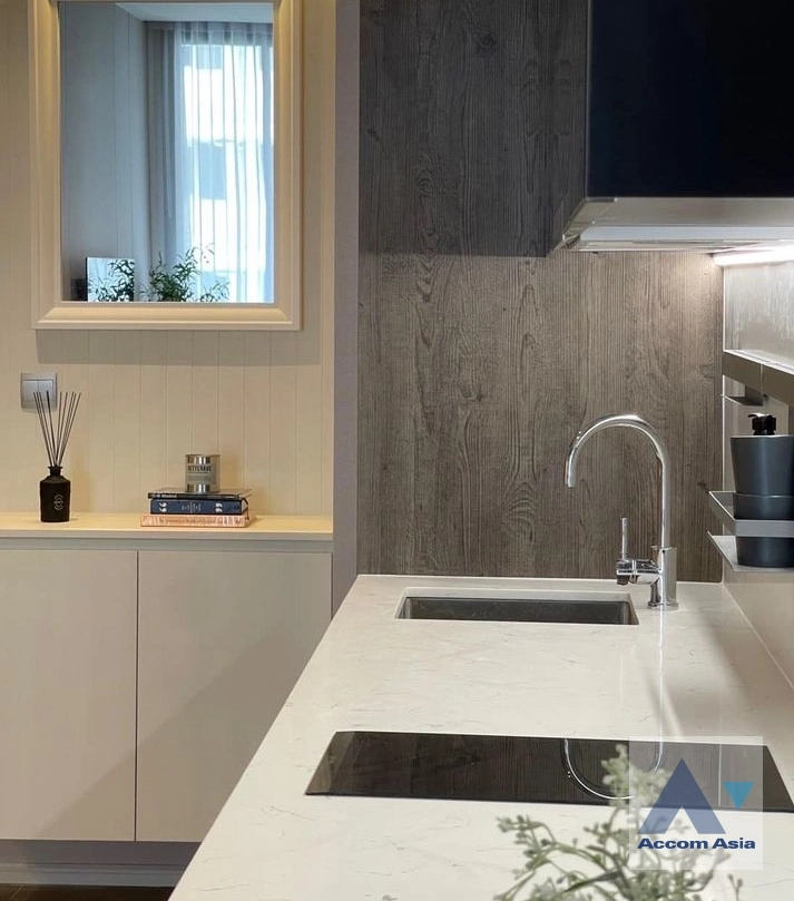 unitPet friendly |  1 Bedroom  Condominium For Rent & Sale in Ploenchit, Bangkok  near BTS Ploenchit (AA32548)