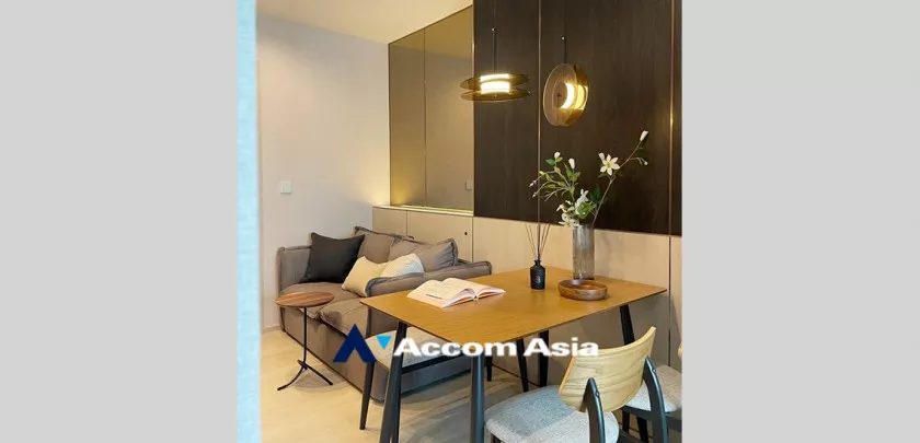  Life One Wireless Condominium  1 Bedroom for Rent BTS Ploenchit in Ploenchit Bangkok