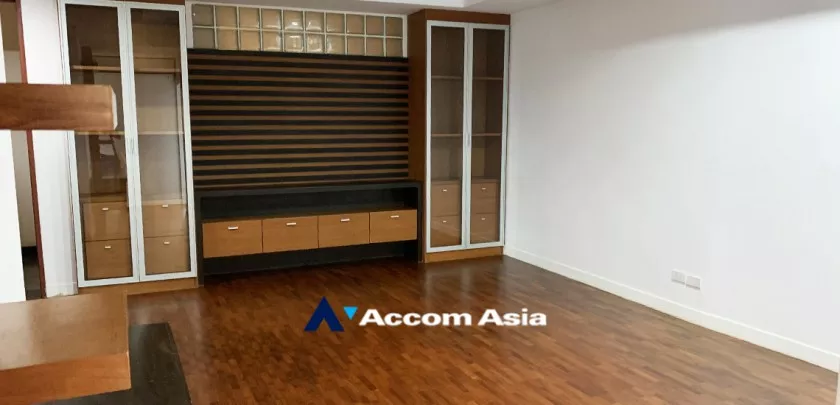 unit 2 Bedrooms  Condominium For Rent in Sathorn, Bangkok  near BRT Thanon Chan (AA32556)