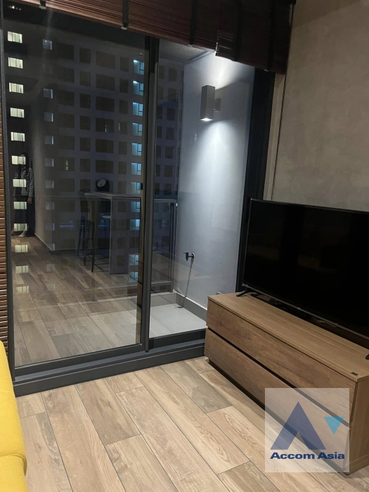 unit 1 Bedroom  Condominium For Sale in Sukhumvit, Bangkok  near MRT Phetchaburi (AA32574)