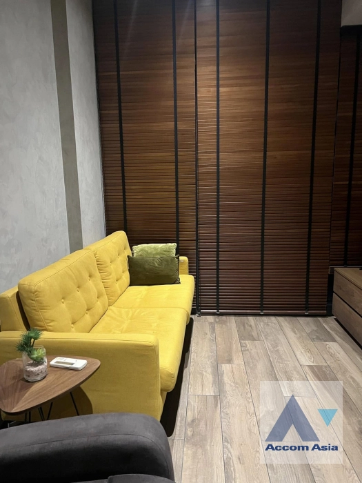 The Lofts Asoke Condominium  1 Bedroom for Sale MRT Phetchaburi in Sukhumvit Bangkok