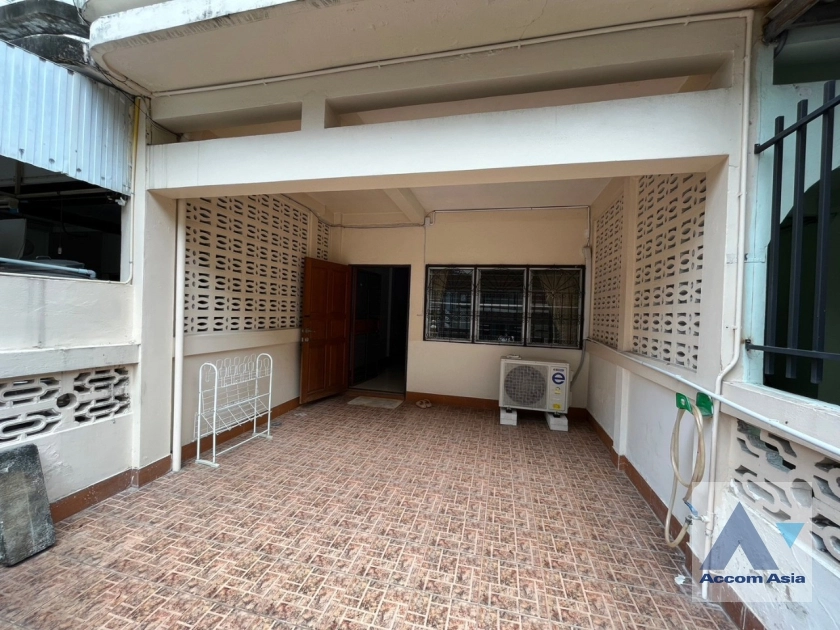 23  3 br Townhouse for rent and sale in Sukhumvit ,Bangkok BTS Ekkamai AA32594