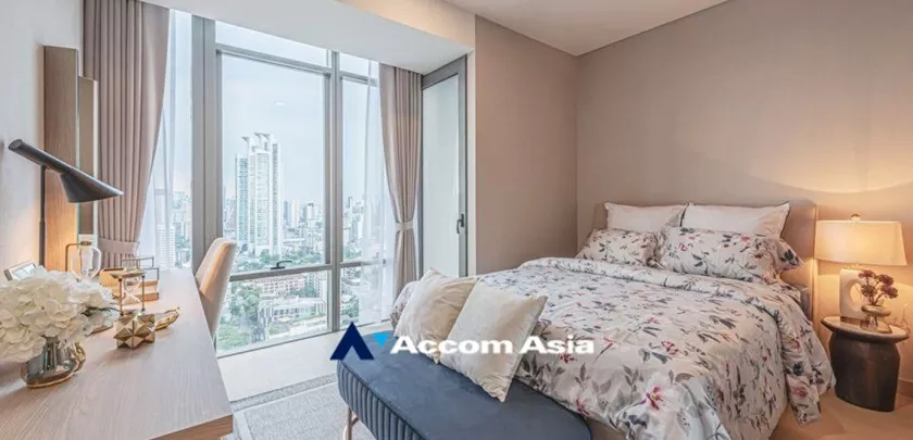  3 Bedrooms  Condominium For Sale in Sukhumvit, Bangkok  near MRT Queen Sirikit National Convention Center (AA32598)