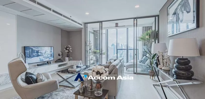  3 Bedrooms  Condominium For Sale in Sukhumvit, Bangkok  near MRT Queen Sirikit National Convention Center (AA32598)