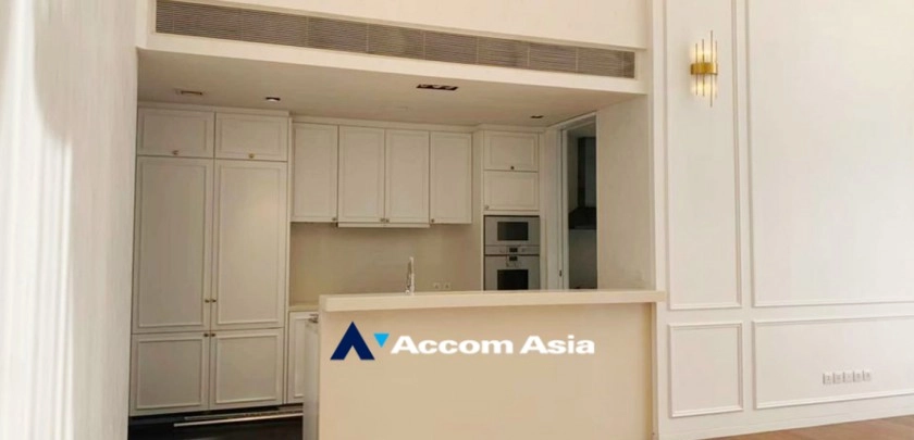 Double High Ceiling |  3 Bedrooms  Condominium For Rent & Sale in Sathorn, Bangkok  near BTS Chong Nonsi - MRT Lumphini (AA32602)
