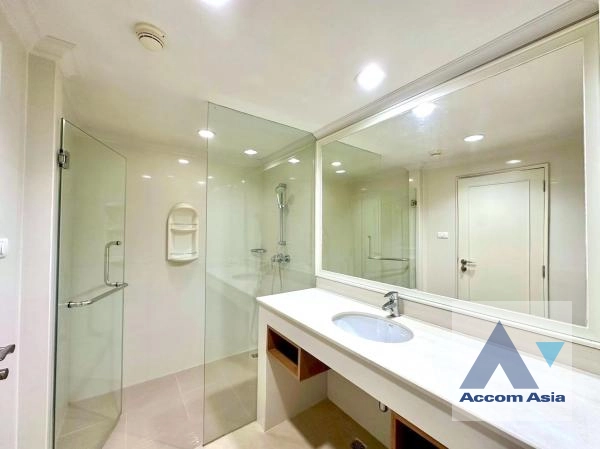 10  2 br Condominium for rent and sale in Ploenchit ,Bangkok BTS Chitlom at Somkid Gardens 24679