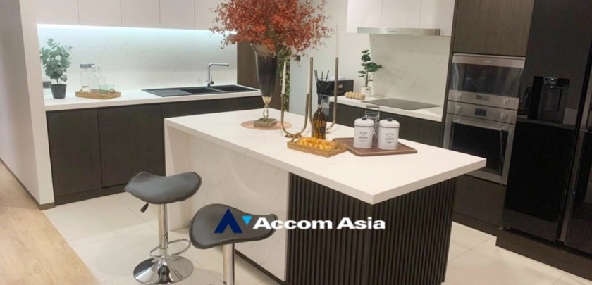11  3 br Apartment For Rent in Sukhumvit ,Bangkok BTS Phrom Phong at Modern Brand New Apartment AA32608