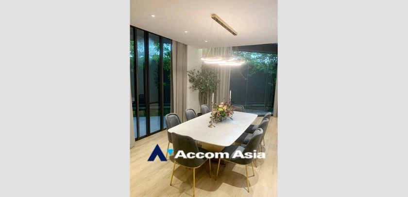 28  3 br Apartment For Rent in Sukhumvit ,Bangkok BTS Phrom Phong at Modern Brand New Apartment AA32608