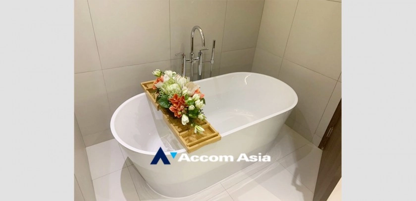 30  3 br Apartment For Rent in Sukhumvit ,Bangkok BTS Phrom Phong at Modern Brand New Apartment AA32608