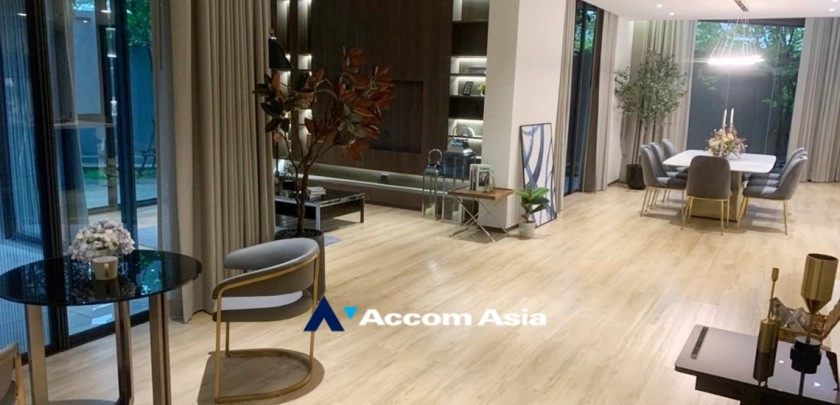 4  3 br Apartment For Rent in Sukhumvit ,Bangkok BTS Phrom Phong at Modern Brand New Apartment AA32608