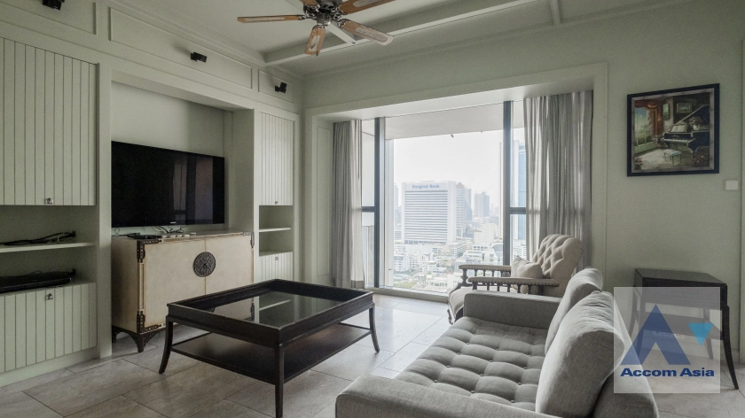 unit Elegant built-in condo with city view in Sathorn (AA32613)
