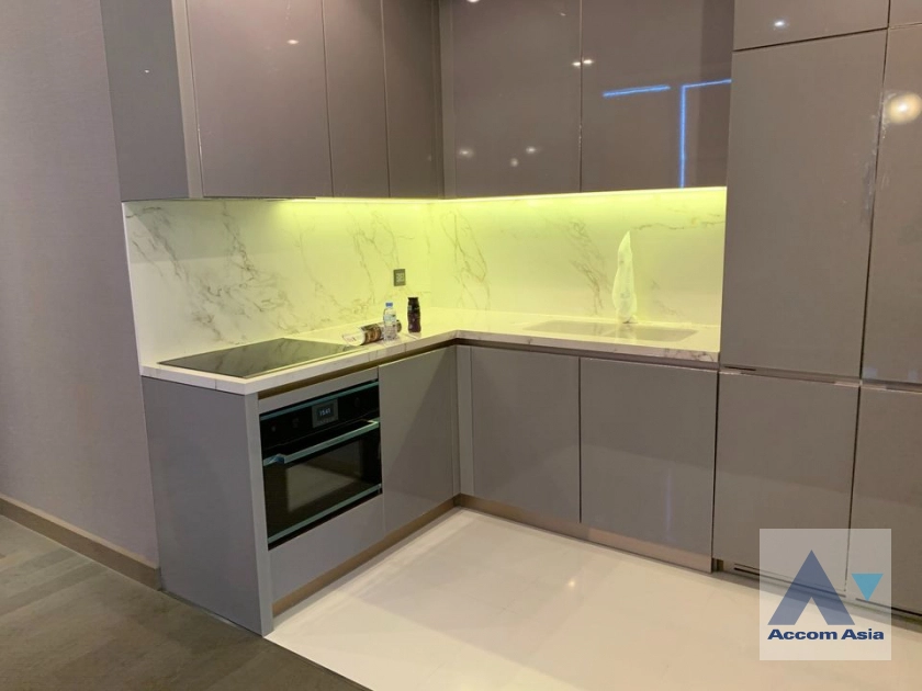 5  2 br Condominium For Rent in Ratchadaphisek ,Bangkok MRT Phetchaburi at The Esse At Singha Complex AA32617