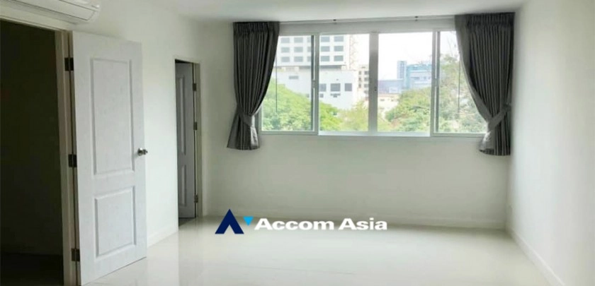 14  4 br Townhouse For Sale in Sukhumvit ,Bangkok MRT Phetchaburi at Natural Place AA32620
