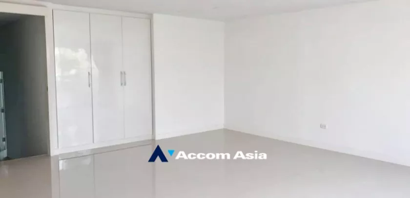 17  4 br Townhouse For Sale in Sukhumvit ,Bangkok MRT Khlong Toei at Natural Place AA32620