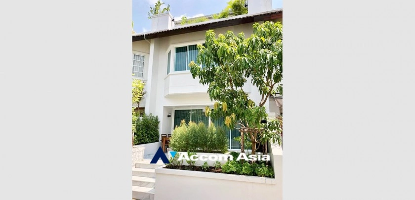24  4 br Townhouse For Sale in Sukhumvit ,Bangkok MRT Phetchaburi at Natural Place AA32620