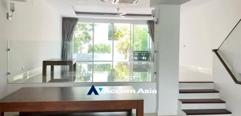  1  4 br Townhouse For Sale in Sukhumvit ,Bangkok MRT Khlong Toei at Natural Place AA32620