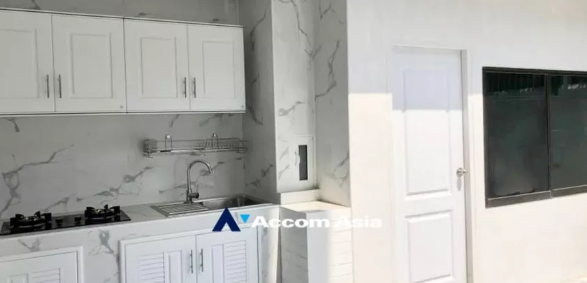 22  4 br Townhouse For Sale in Sukhumvit ,Bangkok MRT Khlong Toei at Natural Place AA32620