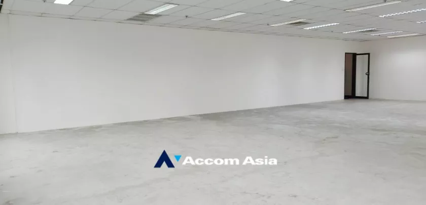  1  Office Space For Rent in Ploenchit ,Bangkok BTS Ploenchit at 208 Wireless Road Building AA32641