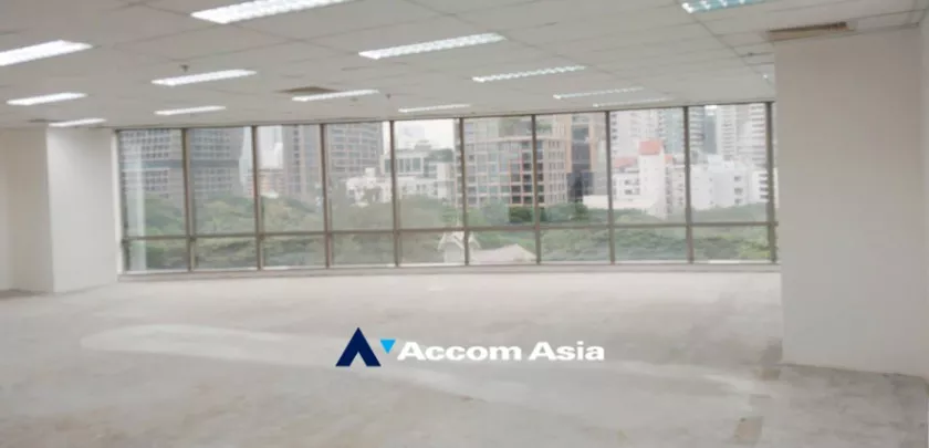 unit Office space For Rent in Ploenchit, Bangkok  near BTS Ploenchit (AA32642)