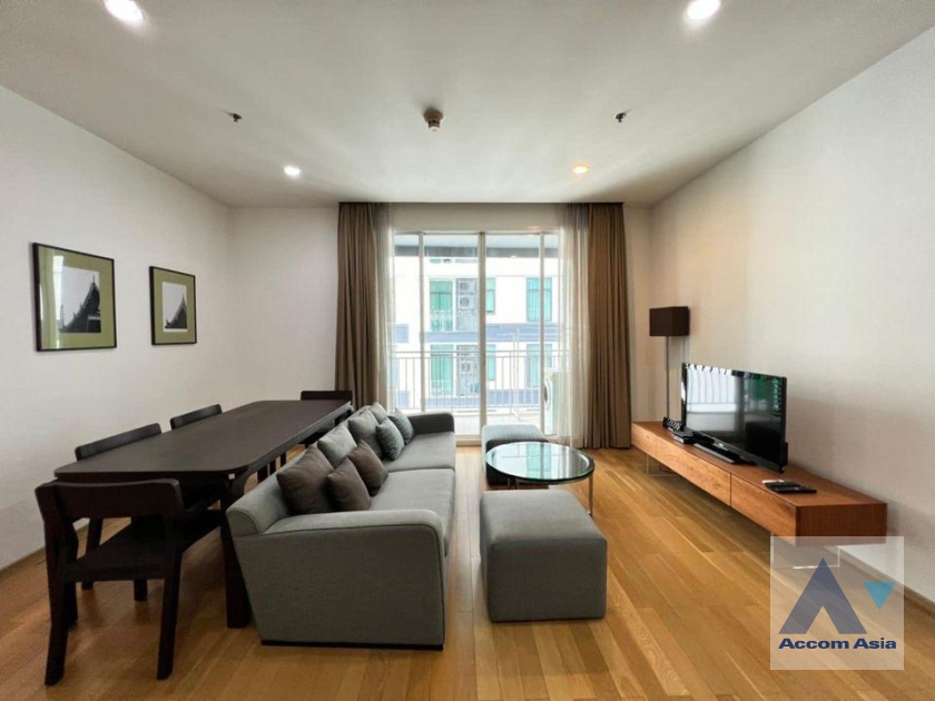 unit 2 Bedrooms  Condominium For Rent in Sukhumvit, Bangkok  near BTS Phrom Phong (AA32643)