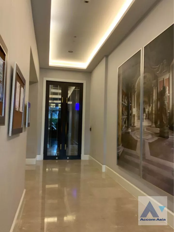  1  2 br Condominium For Sale in Silom ,Bangkok BTS Surasak at The Diplomat Sathorn AA32645